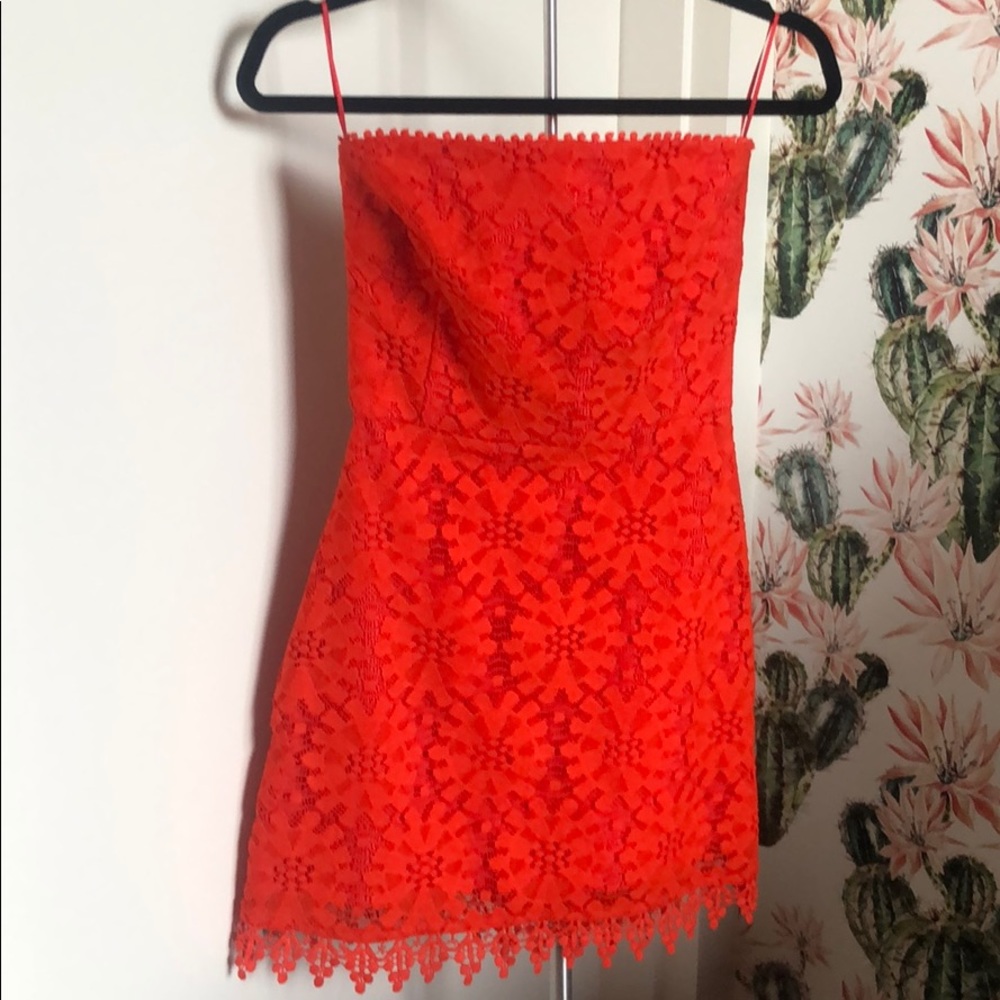 Amazing red dress!